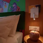 Omama Hotel 4*