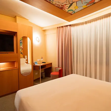 Omama Hotel