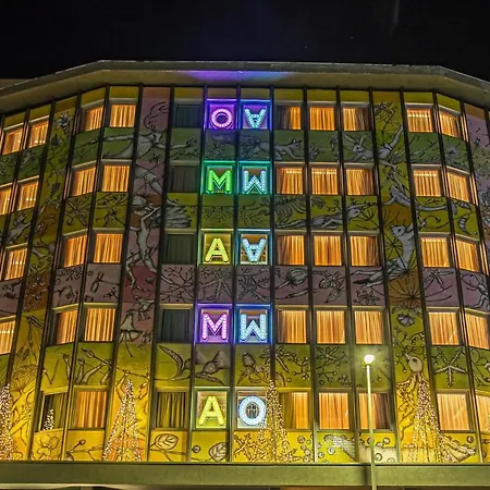 Omama 4* אאוסטה