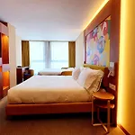 Hotel Omama