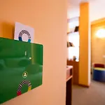 Omama Hotel 4*