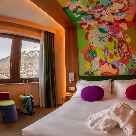 Omama Hotel Aosta