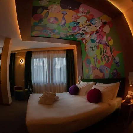 Omama Hotel Aosta