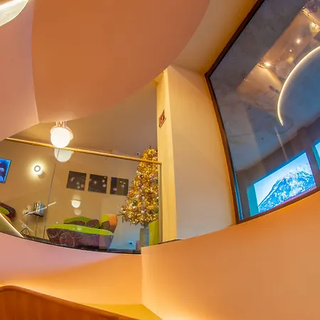 Omama Hotel Aosta