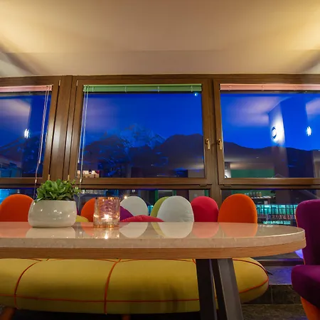Omama Hotel