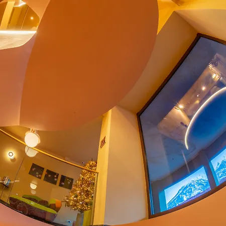 Hotel Omama 4*
