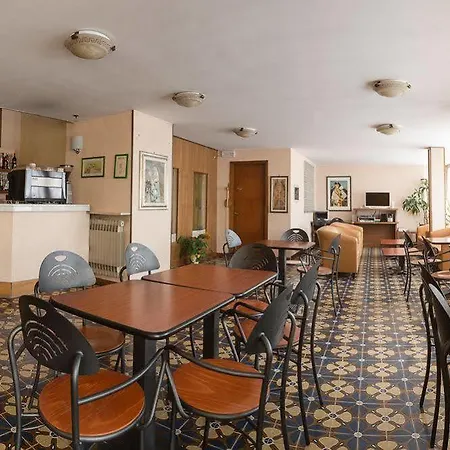 Omama Hotel Aosta