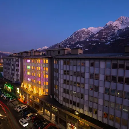 Omama Hotel