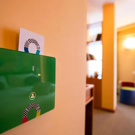 Omama Hotel 4*