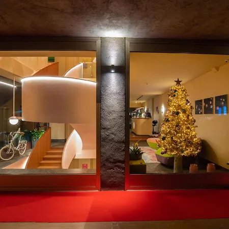 Omama Hotel Aosta