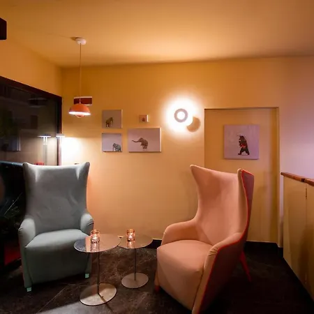 Omama Hotel