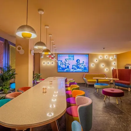 Omama Hotel