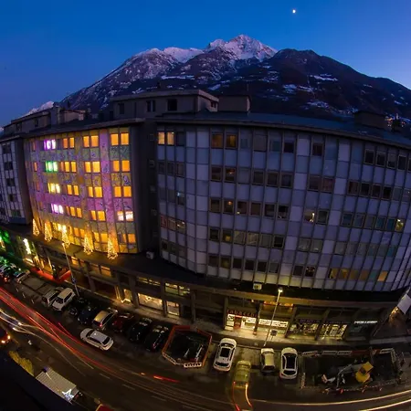 Omama Aosta