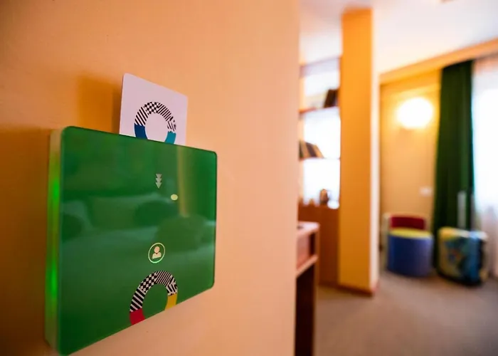 Omama Hotel 4*